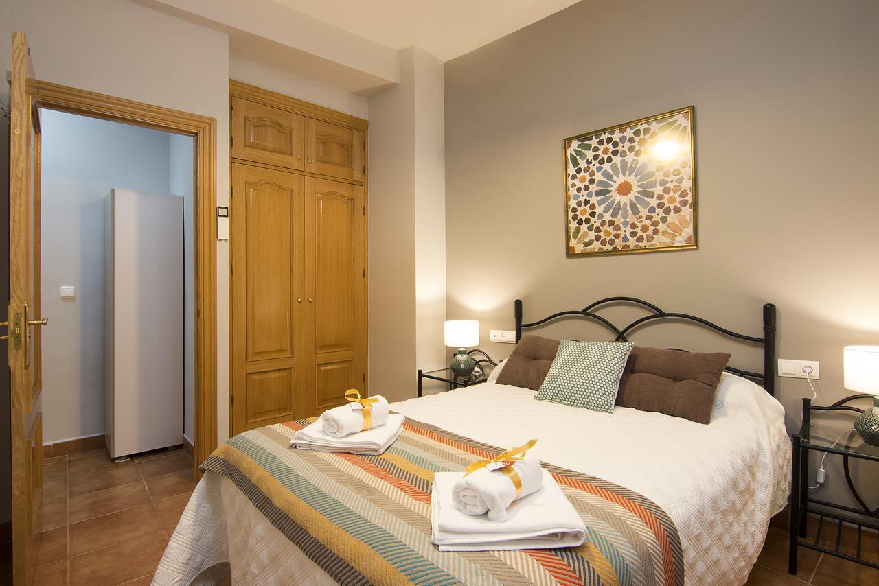 Apartamentos Turisticos Grx Гранада Екстериор снимка